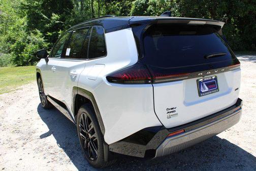 Wind Chill Pearl w/Black Roof 2026 Toyota RAV4 SE