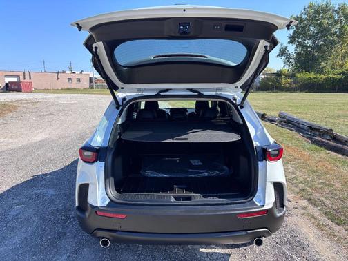 2025 Mazda CX-50 2.5 S Preferred Package