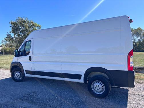 2024 RAM ProMaster 2500 Tradesman
