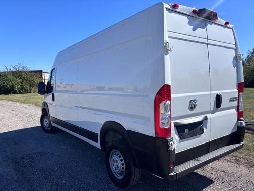 2024 RAM ProMaster 2500 Tradesman