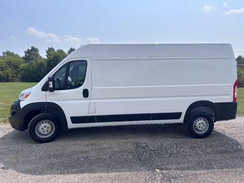 2024 RAM ProMaster 2500 Tradesman