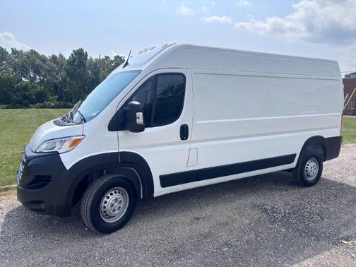 2024 RAM ProMaster 2500 Tradesman