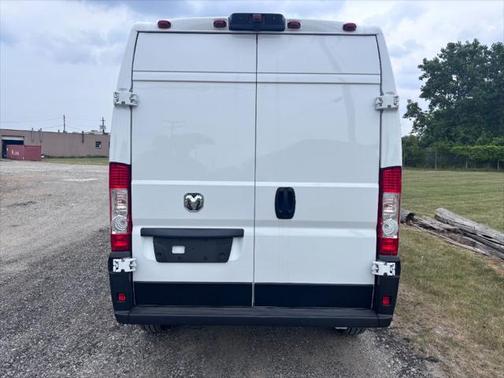 2024 RAM ProMaster 2500 Tradesman