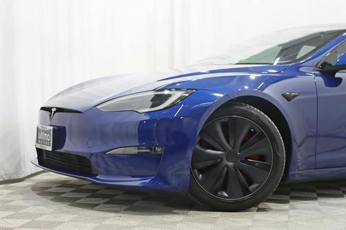 2023 Tesla Model S Plaid