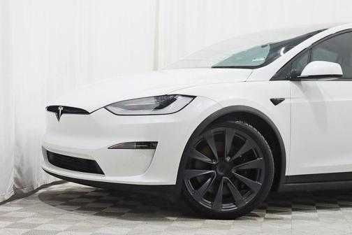 2022 Tesla Model X Plaid Tri Motor All-Wheel Drive