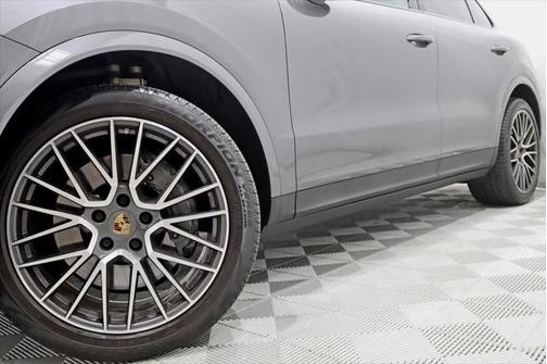 2019 Porsche Cayenne S