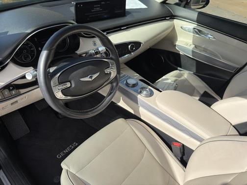 2024 Genesis GV70 2.5T AWD