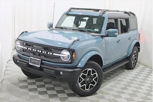 2023 Ford Bronco Outer Banks