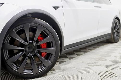 2023 Tesla Model X Plaid Tri Motor All-Wheel Drive