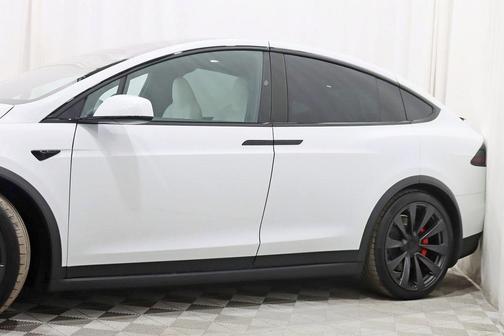 2023 Tesla Model X Plaid Tri Motor All-Wheel Drive