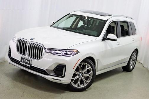 Photo 5 of 46 of 2020 BMW X7 xDrive40i