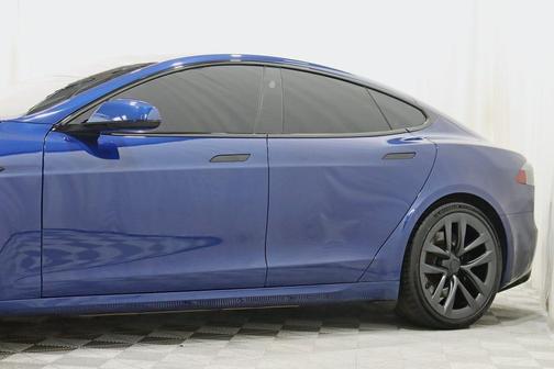 2021 Tesla Model S Plaid