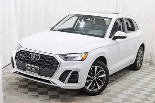 2022 Audi Q5 45 S line Premium Plus