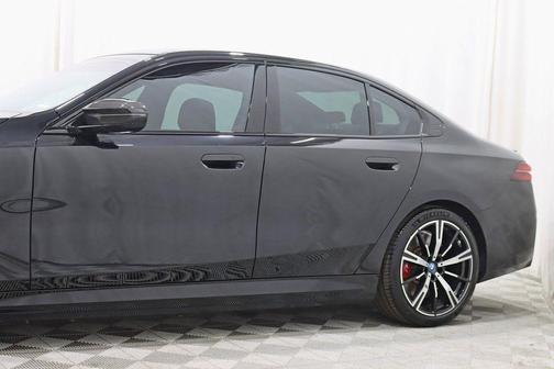 Black Sapphire Metallic 2024 BMW i5 M60