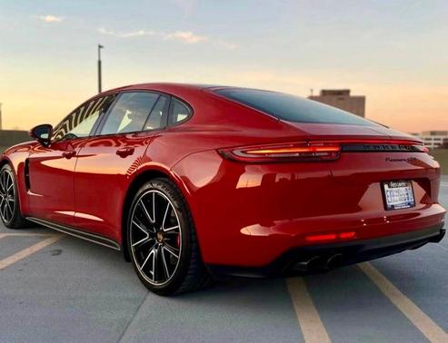 2020 Porsche Panamera GTS