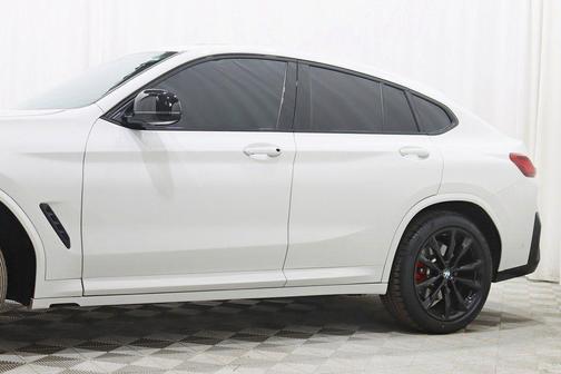 2024 BMW X4 M40i