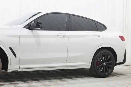2024 BMW X4 M40i