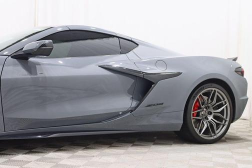 Sea Wolf Gray Tricoat 2025 Chevrolet Corvette Z06