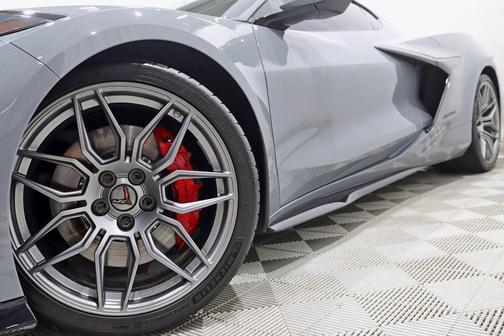 Sea Wolf Gray Tricoat 2025 Chevrolet Corvette Z06