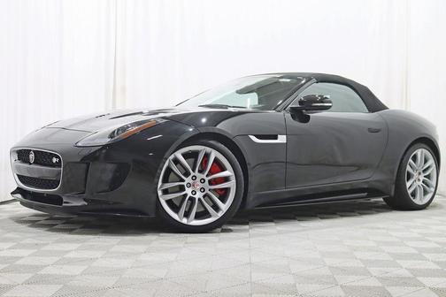 2016 Jaguar F-TYPE R