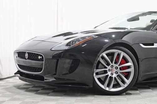 2016 Jaguar F-TYPE R