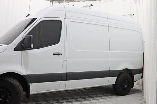 2024 Mercedes-Benz Sprinter 2500 Standard Roof