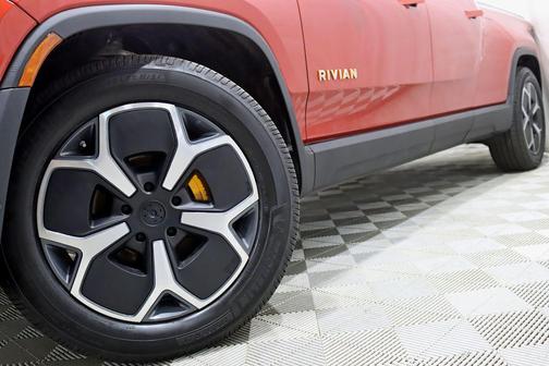 Red Canyon 2022 Rivian R1T Adventure
