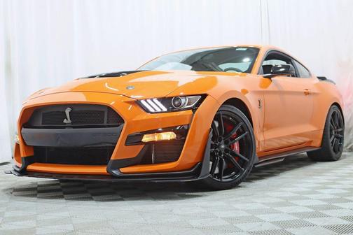 Twister Orange Tri-Coat 2020 Ford Shelby GT500 Base