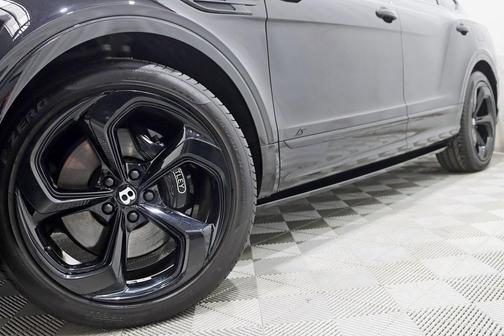 2024 Bentley Bentayga Hybrid S