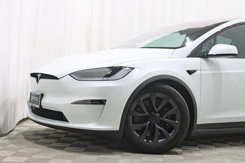 2024 Tesla Model X Long Range
