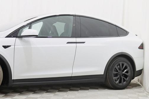 2024 Tesla Model X Long Range