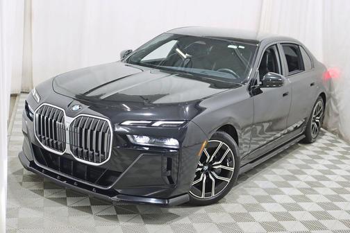 Black Sapphire Metallic 2024 BMW 740 xDrive