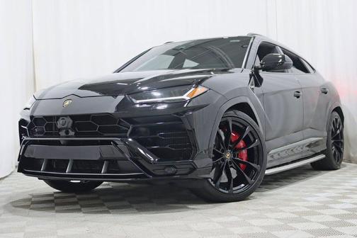 Nero Helene Metallic 2020 Lamborghini Urus Base