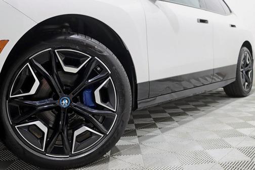 2024 BMW iX xDrive50