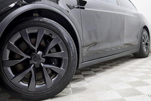 Solid Black 2022 Tesla Model X Base