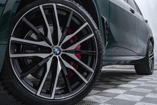 2024 BMW X5 M60i