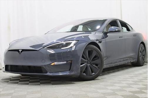 2022 Tesla Model S Base