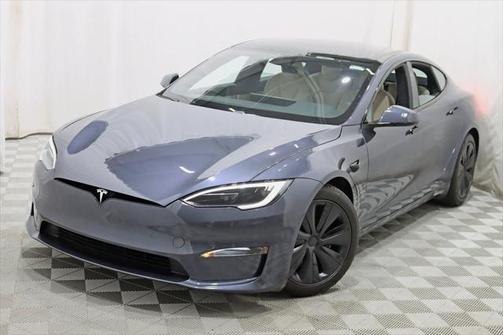 2022 Tesla Model S Base