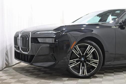 2023 BMW i7 xDrive60