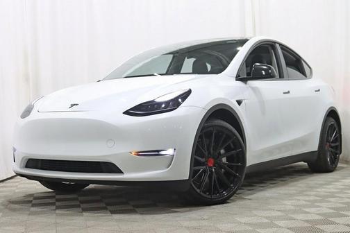 2023 Tesla Model Y Long Range Dual Motor All-Wheel Drive