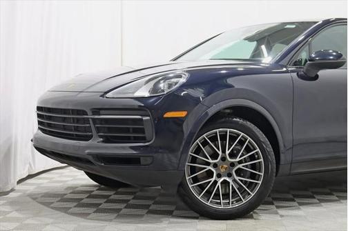 2021 Porsche Cayenne Base