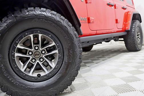 Firecracker Red Clearcoat 2024 Jeep Wrangler Rubicon 392
