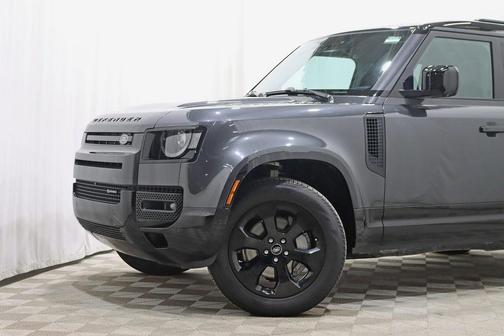 2023 Land Rover Defender 110 X-Dynamic SE