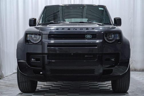 2023 Land Rover Defender 110 X-Dynamic SE