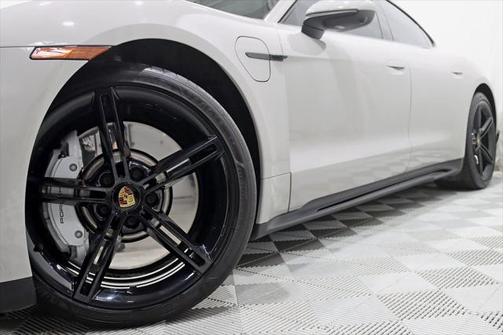 2022 Porsche Taycan 4S