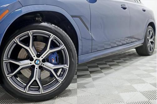 2022 BMW X6 xDrive40i