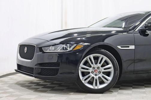 2019 Jaguar XE 25t Prestige