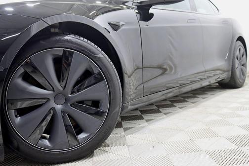 2022 Tesla Model S Base