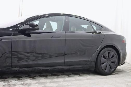 2022 Tesla Model S Base
