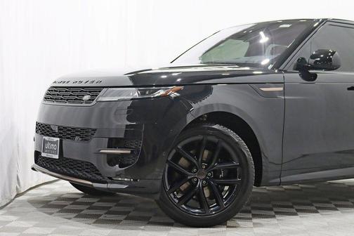 Santorini Black Metallic 2023 Land Rover Range Rover Sport SE